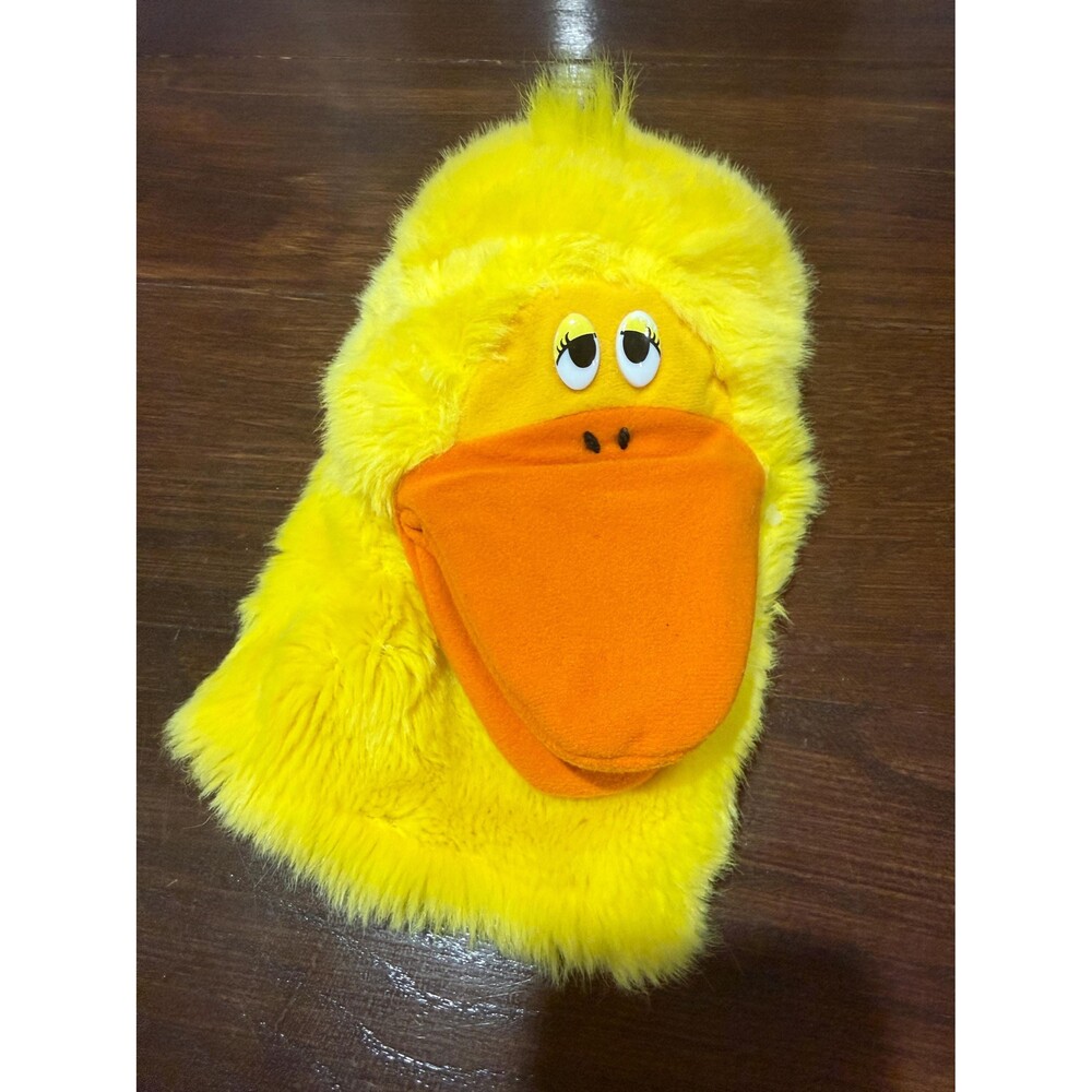 Vintage 1985 Dakin Yellow Duck Hand Puppet 9” Orange Beak Korea